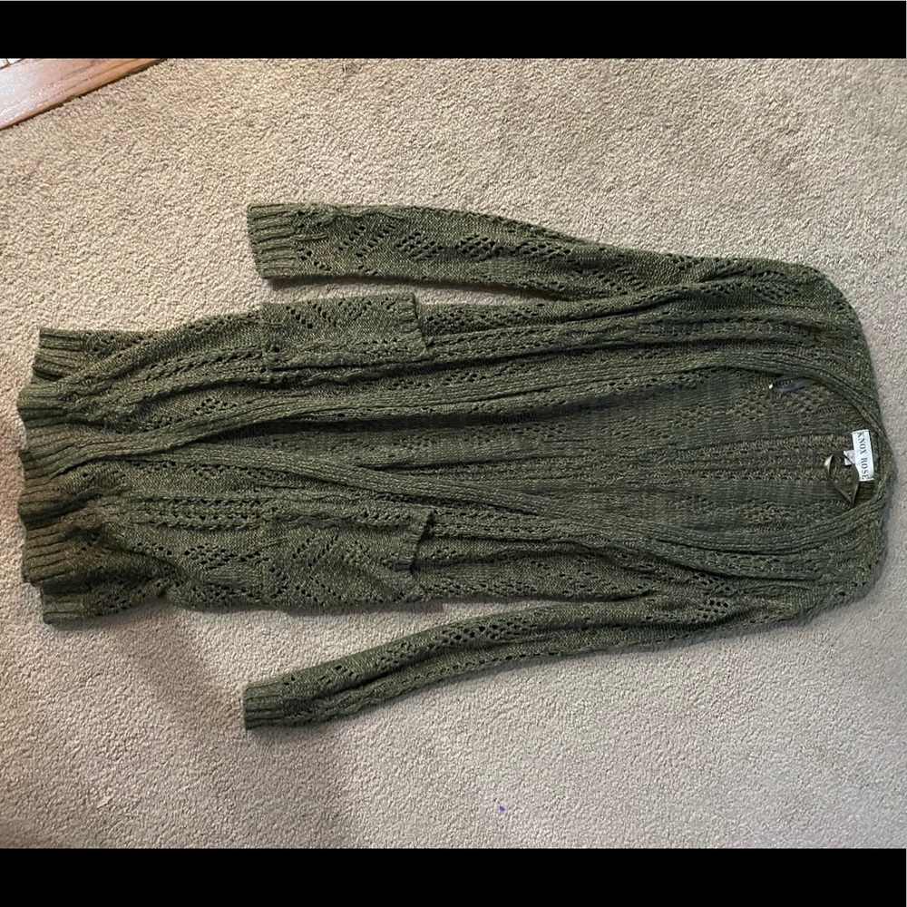 knox rose sweater